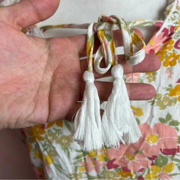 Joie Floral Blouse - Picture 4 of 11